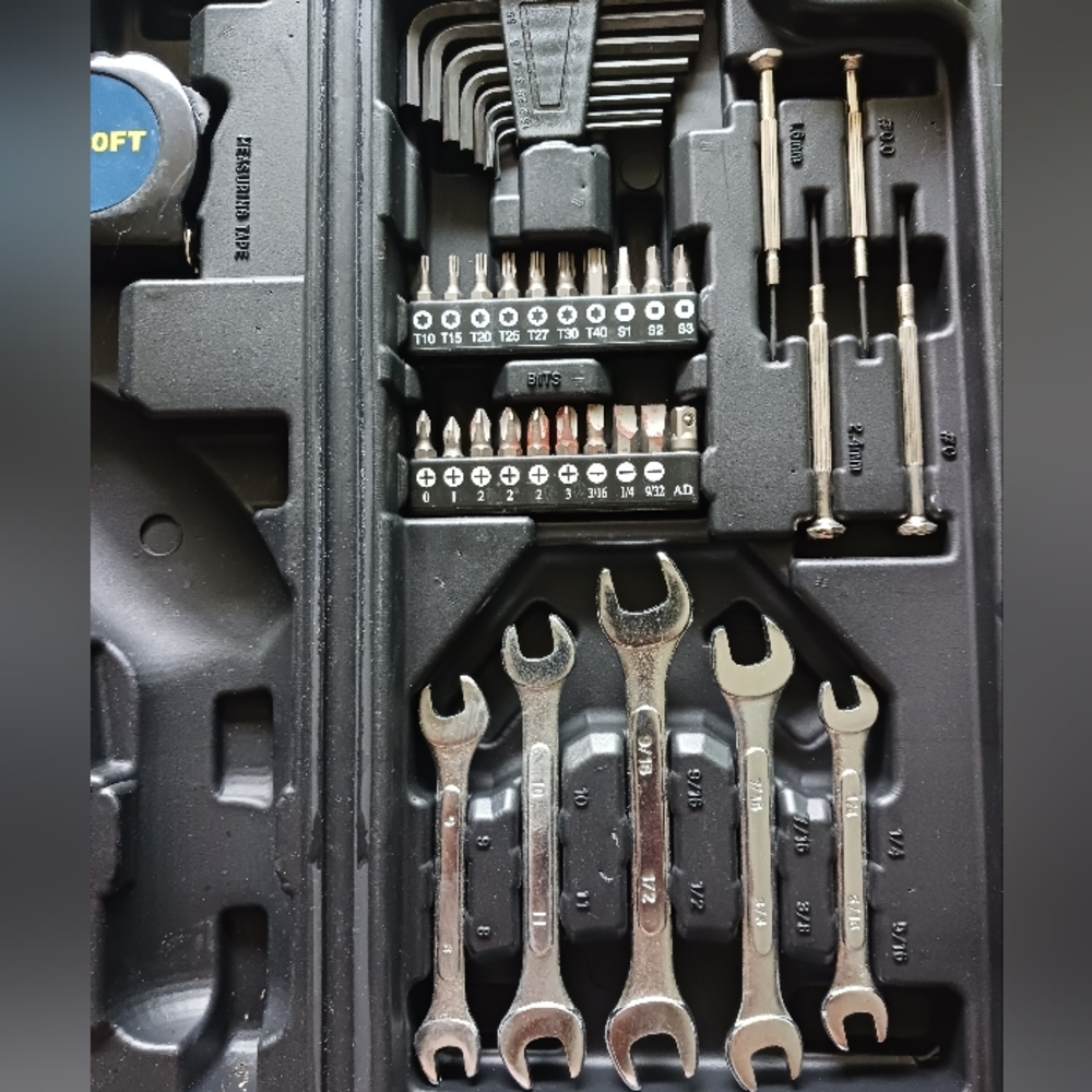 Tool Set - Picture 4 of 5